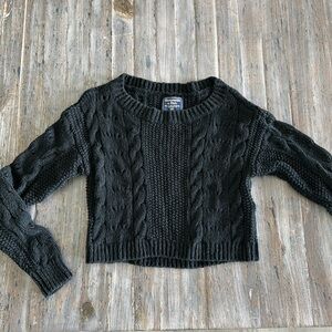 Abercrombie & Fitch Cropped Knitted Sweater - XXS